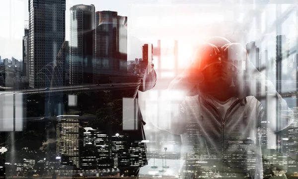 Adam hoody. Karışık teknik