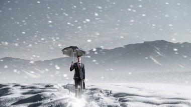 Hiçbir şey onu durduramaz. Karışık teknik