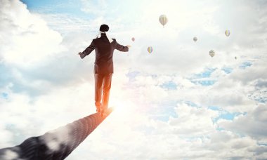 Riskli ve cesur adam. Karışık teknik