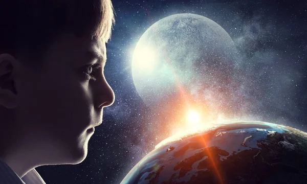 Bu büyük dünya keşfetmek. Karışık teknik