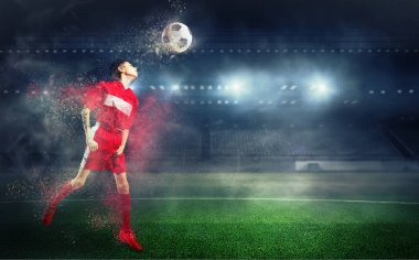 O bir şampiyon olmaya devam etmektedir. Karışık teknik