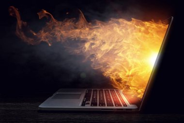 Dizüstü bilgisayar aygıt hasar. Karışık teknik