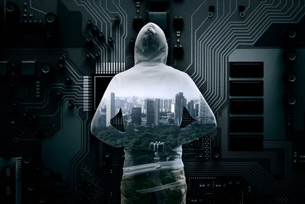 Adam hoody. Karışık teknik