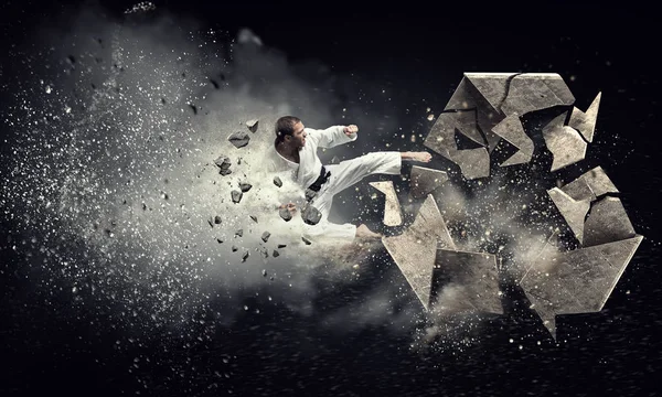 Eylem Krate adam. Karışık teknik