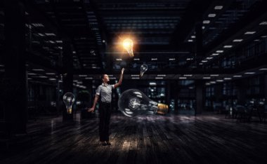 Onun fikirlerini çok parlak. Karışık teknik