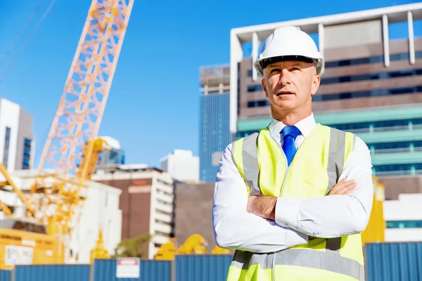 Ingeniero constructor en la obra — Foto de Stock