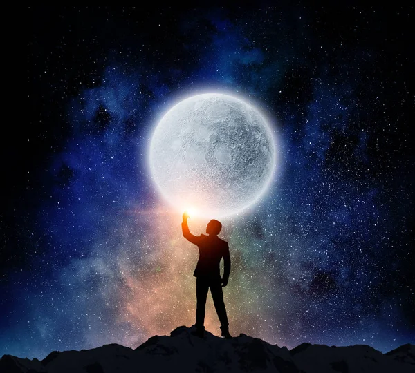 Att nå månen. Mixed media — Stockfoto