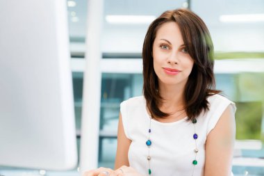 Modern başarılı iş kadını