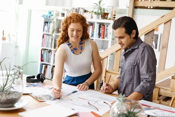 Two young architects in office — Stock Photo, Image