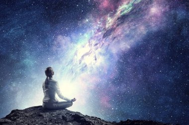 Yoga fiziksel ve ruhsal tedavi olarak. Karışık teknik