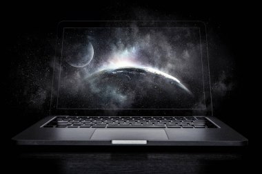 açılan dizüstü aygıtı