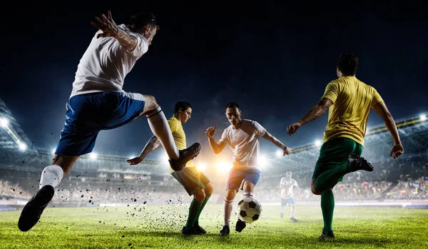 Melhores momentos de futebol. Meios mistos — Fotografia de Stock