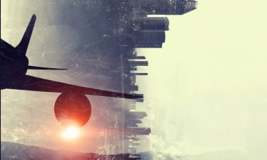 Gökyüzünde uçak silueti. Karışık teknik