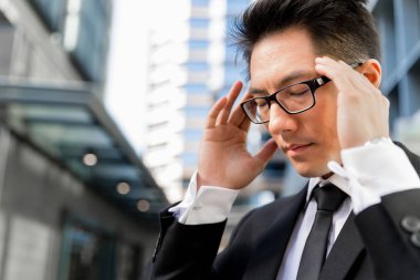 Konsantre olmam gerek