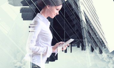 Modern iş moda bu. Karışık teknik