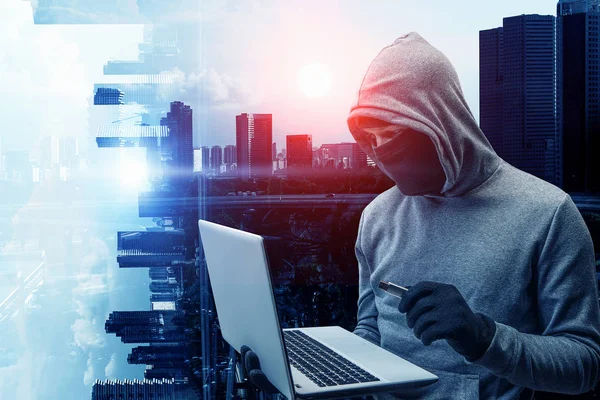 Hacker mannen stal information — Stockfoto