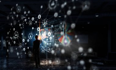 Her zaman insanlar ile bağlantılı olarak. Karışık teknik