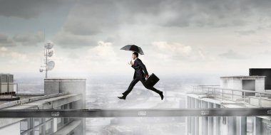 Korkusuz işadamı üstesinden zorluk. Karışık teknik