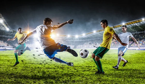 Futbol en iyi anlar. Karışık teknik