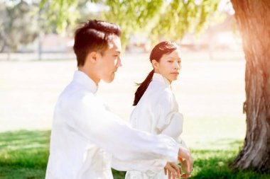 İnsanlar Park Thai chi