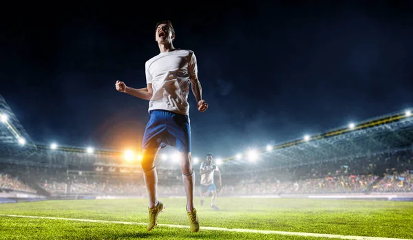 Fotbalista na stadionu. Kombinovaná technika — Stock fotografie