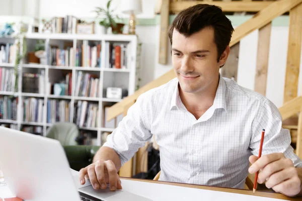 Male architect in office — Stock Photo, Image