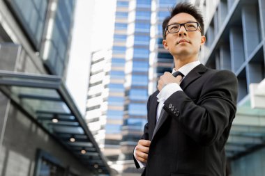 Benim iş konusunda ciddi