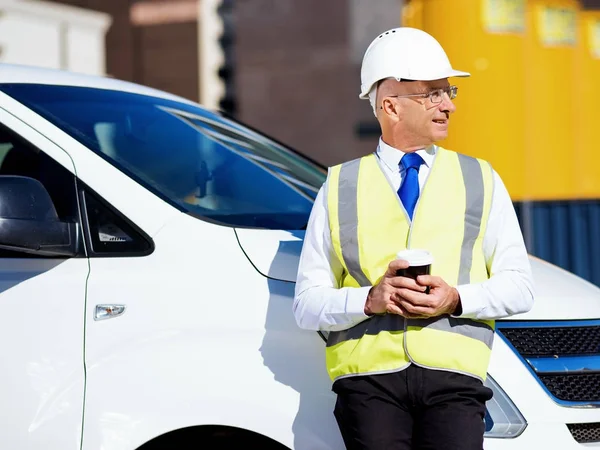 Engineer builder at construction site — Stock Photo, Image