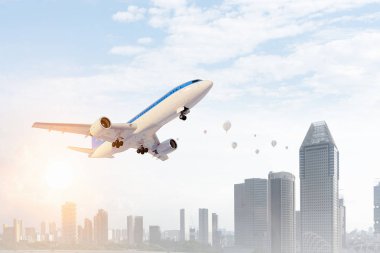 Uçak gökyüzünde. Karışık teknik