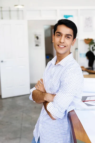 Genç adam mimar ofis