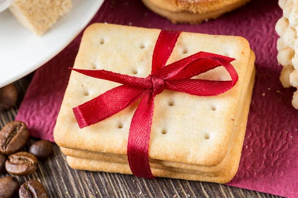 Biscotti in tavola — Foto Stock