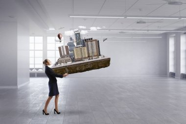 Kadın mühendis ve onun projesi. Karışık teknik