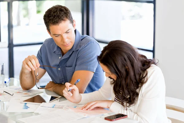 Image of two young business people in office — Stock Photo, Image