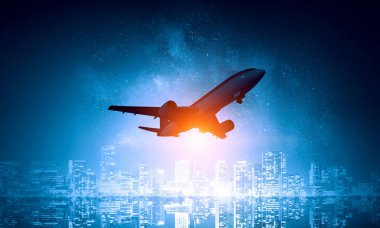 Uçak gökyüzünde. Karışık teknik