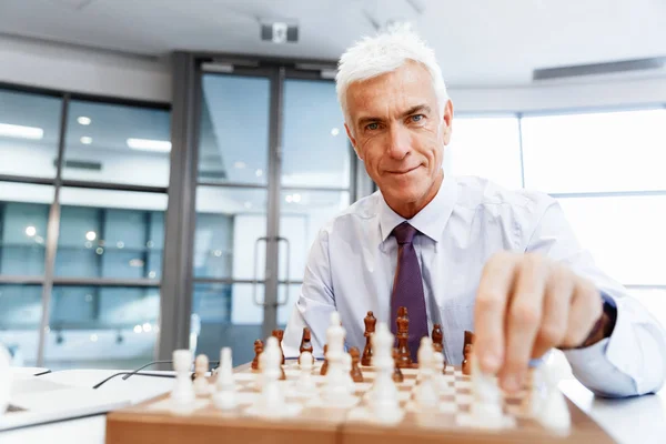 Thinking the next move — Stock Photo, Image