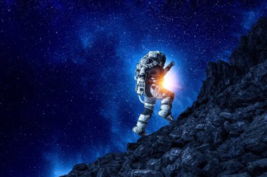 Hızlı çalışan uzay adamı. Karışık teknik