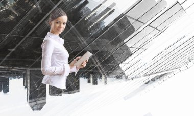 Modern iş moda bu. Karışık teknik