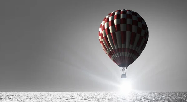 Aerostat zwevend in de lucht van de dag. Mixed media — Stockfoto