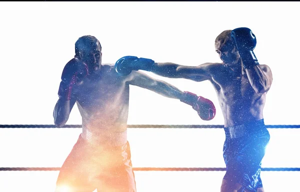 ボクシング スポーツ コンセプト。ミクスト メディア — ストック写真