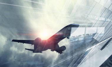 Uçak gökyüzünde. Karışık teknik