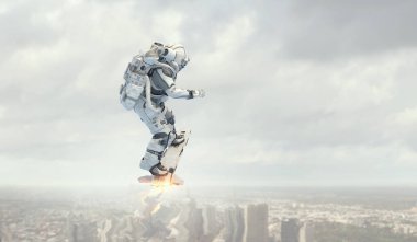 Yönetim Kurulu uçan üzerinde uzay adamı. Karışık teknik