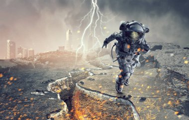 Hızlı çalışan uzay adamı. Karışık teknik