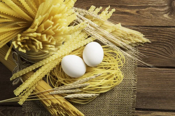 Sluiten van gele pasta — Stockfoto