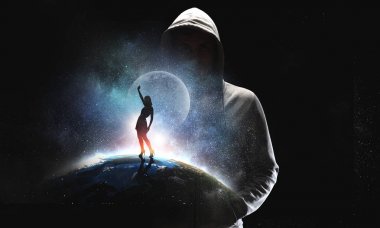 Adam hoody. Karışık teknik