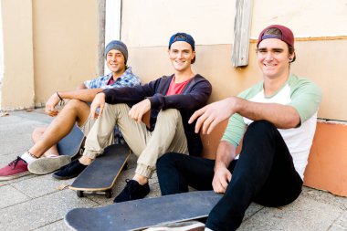 Sokağın molası patenciler