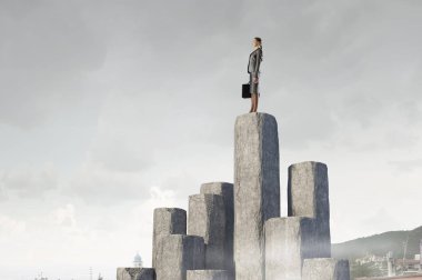 Ne zaman senin are üstünde tepe. Karışık teknik