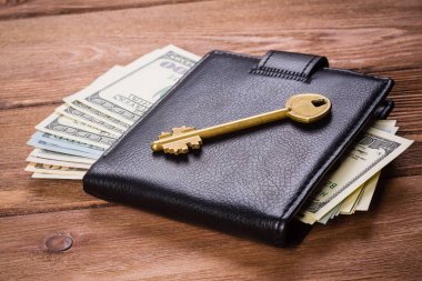 Kapıları açmak için anahtar paradır