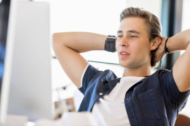 Genç işadamı rahat