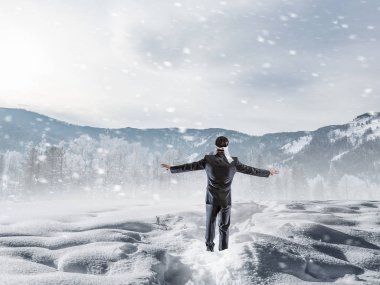 Hiçbir şey onu durduramaz. Karışık teknik