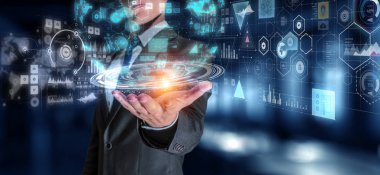 Yeni teknolojilerin sunulması. Karışık teknik